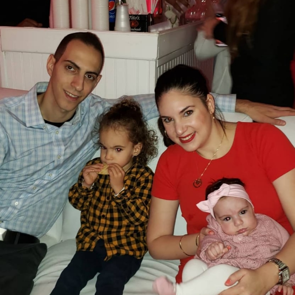 Meet your Posher, Shai